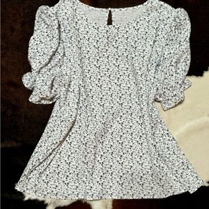 Blue and white floral, shirt sleeve ruffle blouse